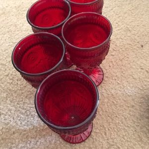 Set of 5 red Adeline red goblets.